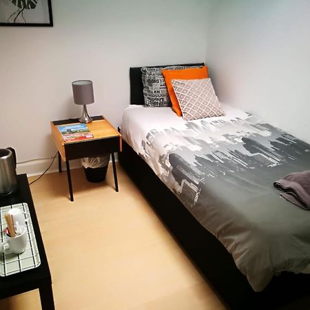 The Kingsview Townhouse - Boutique Hostel Édimbourg Extérieur photo
