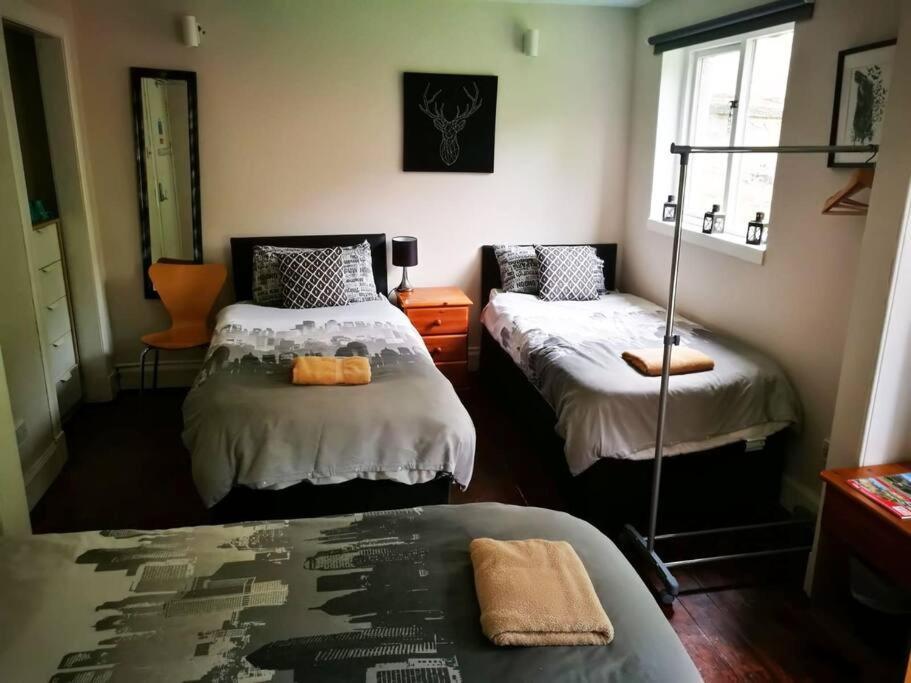 The Kingsview Townhouse - Boutique Hostel Édimbourg Extérieur photo