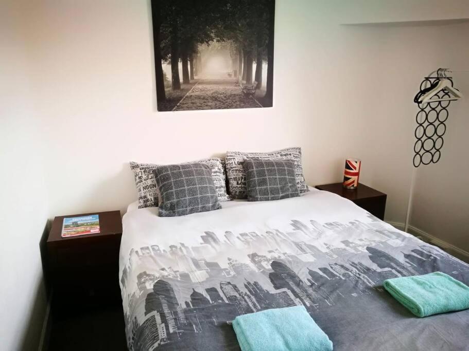 The Kingsview Townhouse - Boutique Hostel Édimbourg Extérieur photo