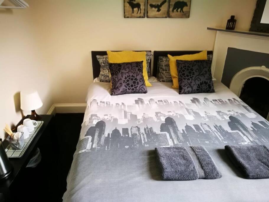 The Kingsview Townhouse - Boutique Hostel Édimbourg Extérieur photo
