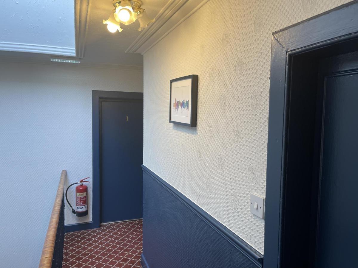 The Kingsview Townhouse - Boutique Hostel Édimbourg Extérieur photo